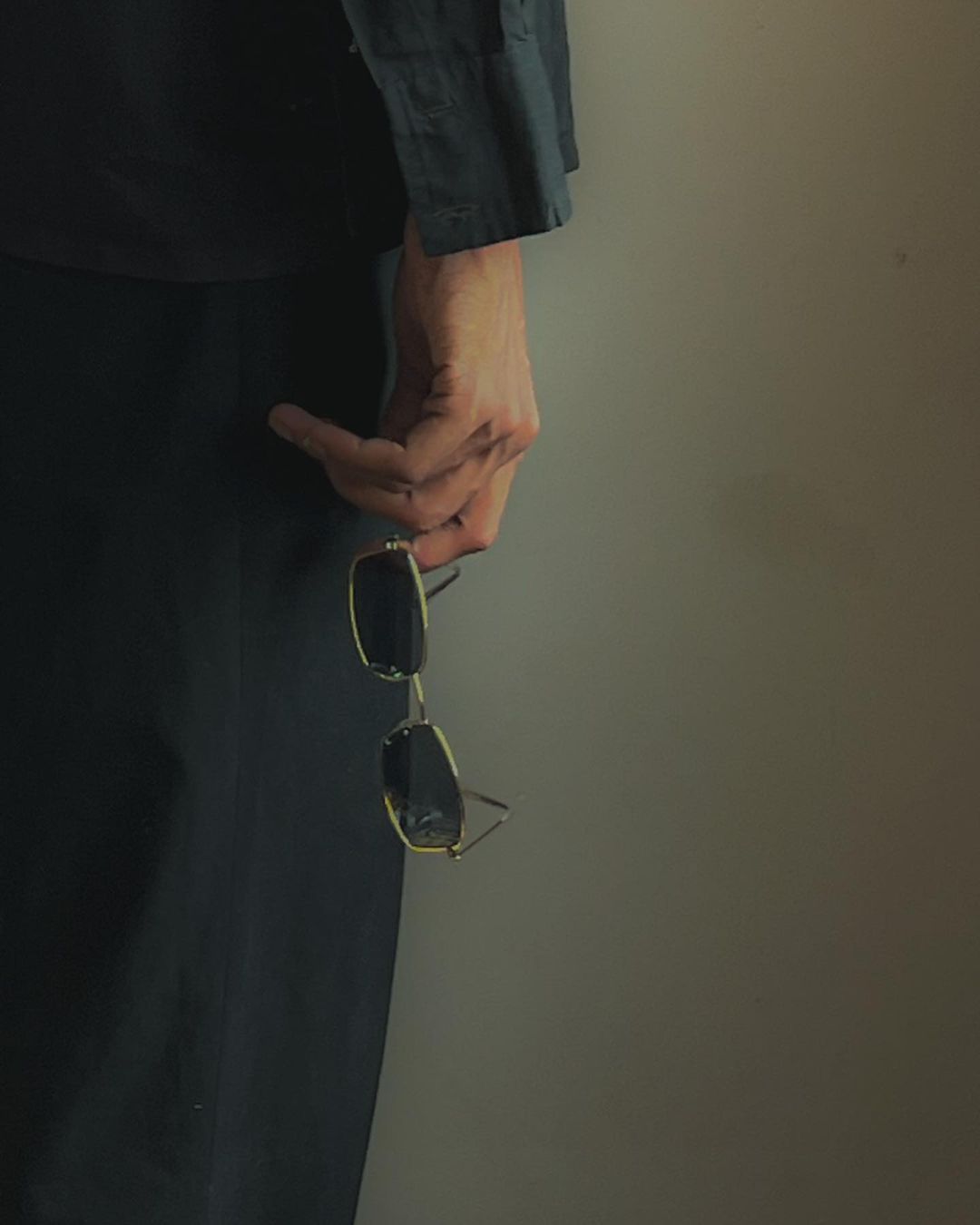 [ Hecate ] Slim Metal Sunglasses