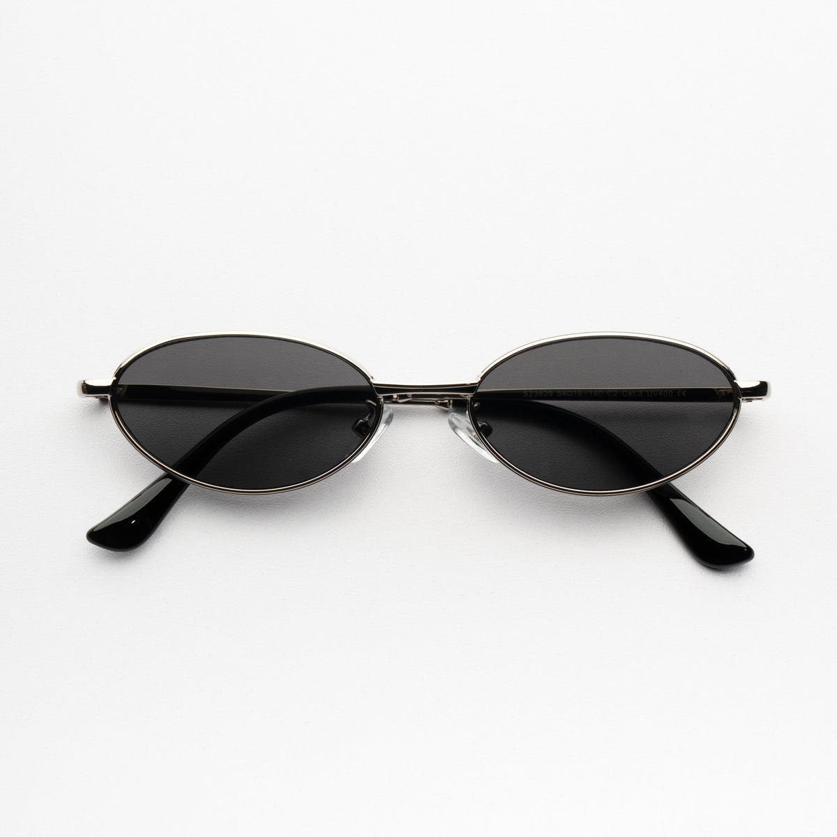 [ Echo ] Slim Oval Sunglasses : Black/Silver