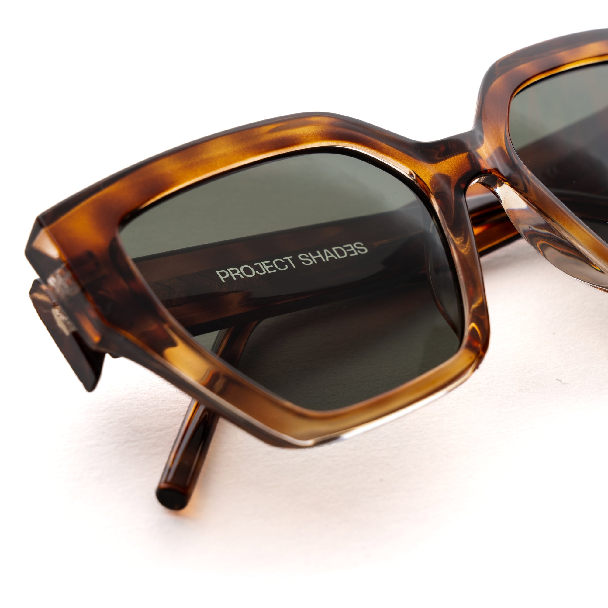 [ Muse ] Oversized Cateye Sunglasses : Leopard Green - projectshades
