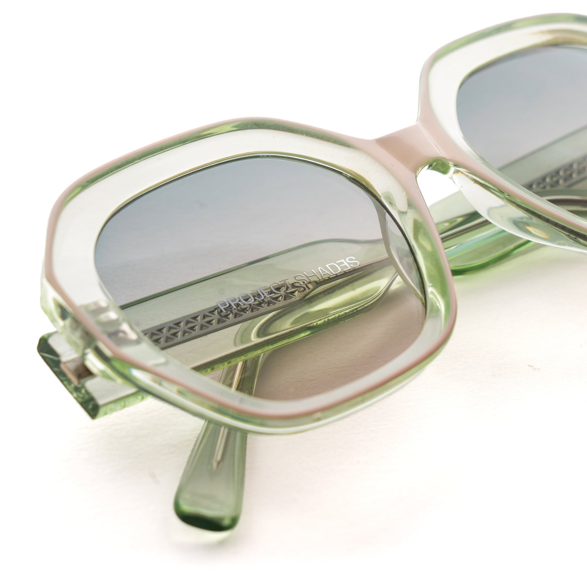 [ Blockout ] Oversized Oval Sunglasses : Green - projectshades