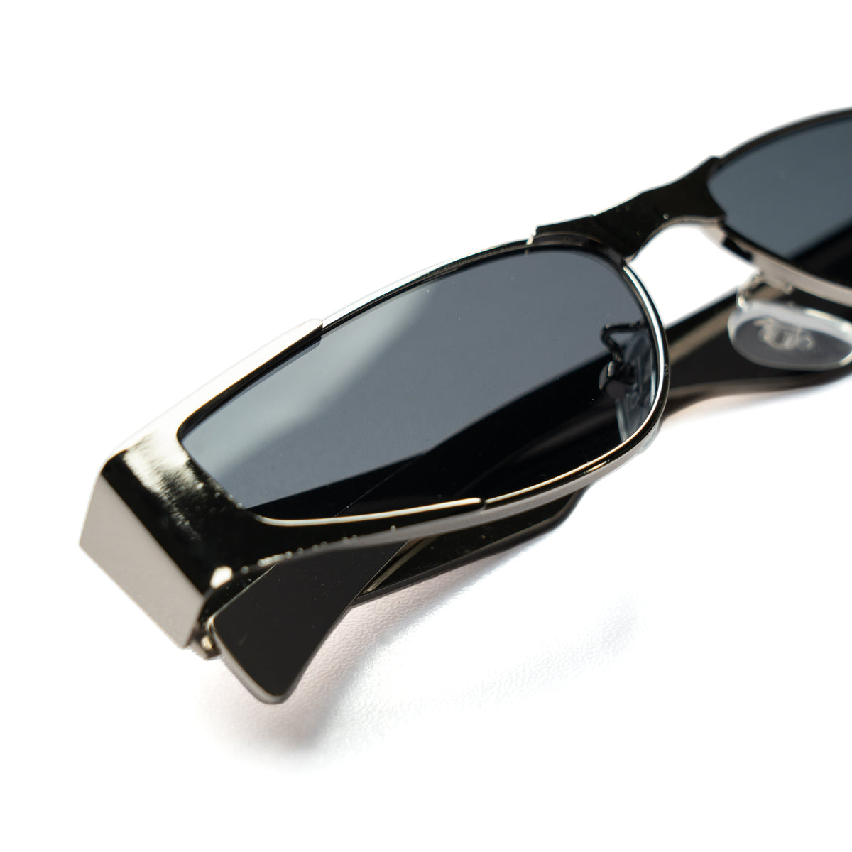 [ Perseus ] Futuristic Metal Sunglasses : Black/Silver