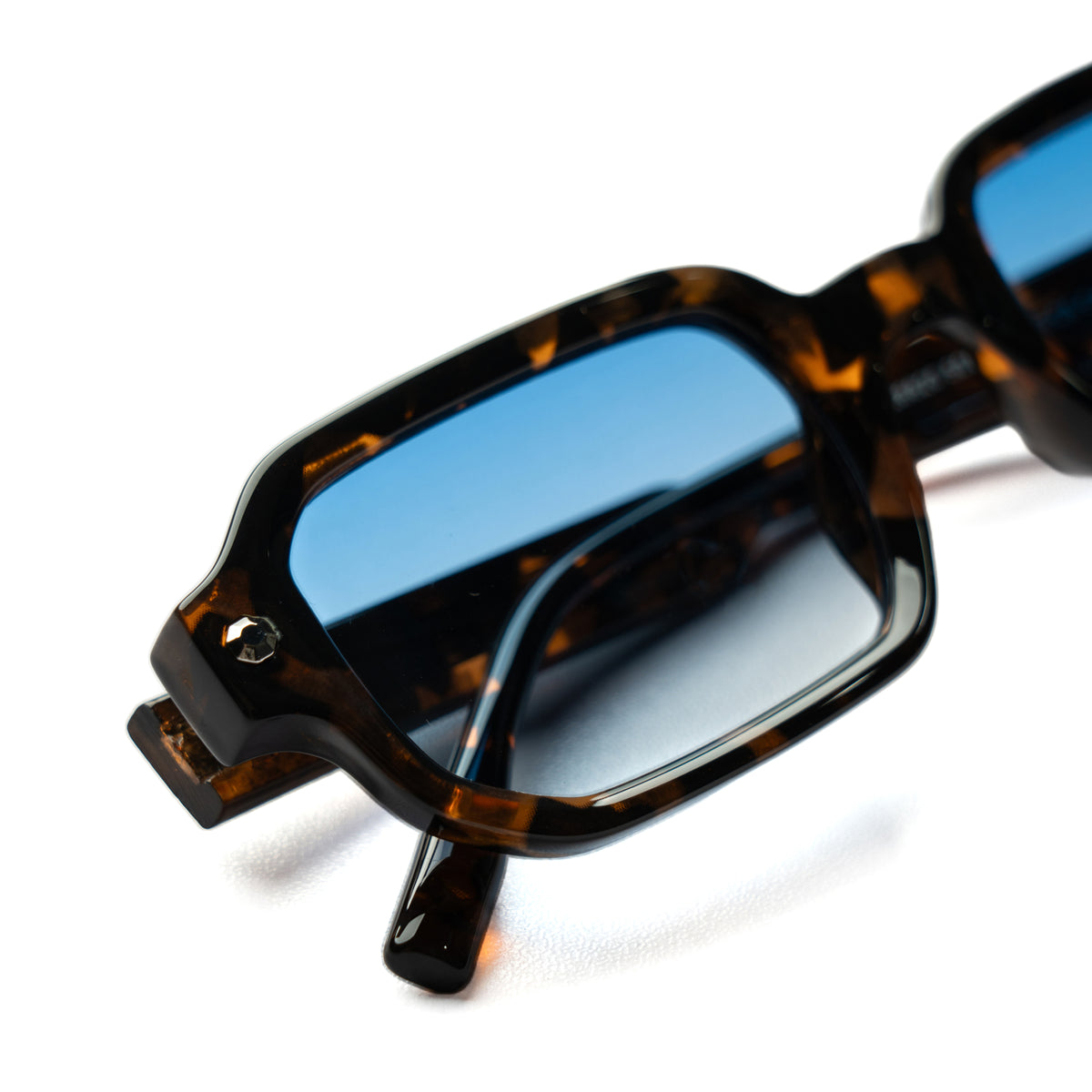 [ Prometheus ] Classic Rectangular Sunglasses : Blue/Leopard