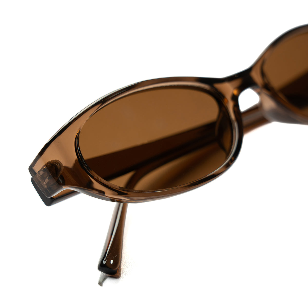 [ Nyx ] Slim 90s Oval Sunglasses : Brown