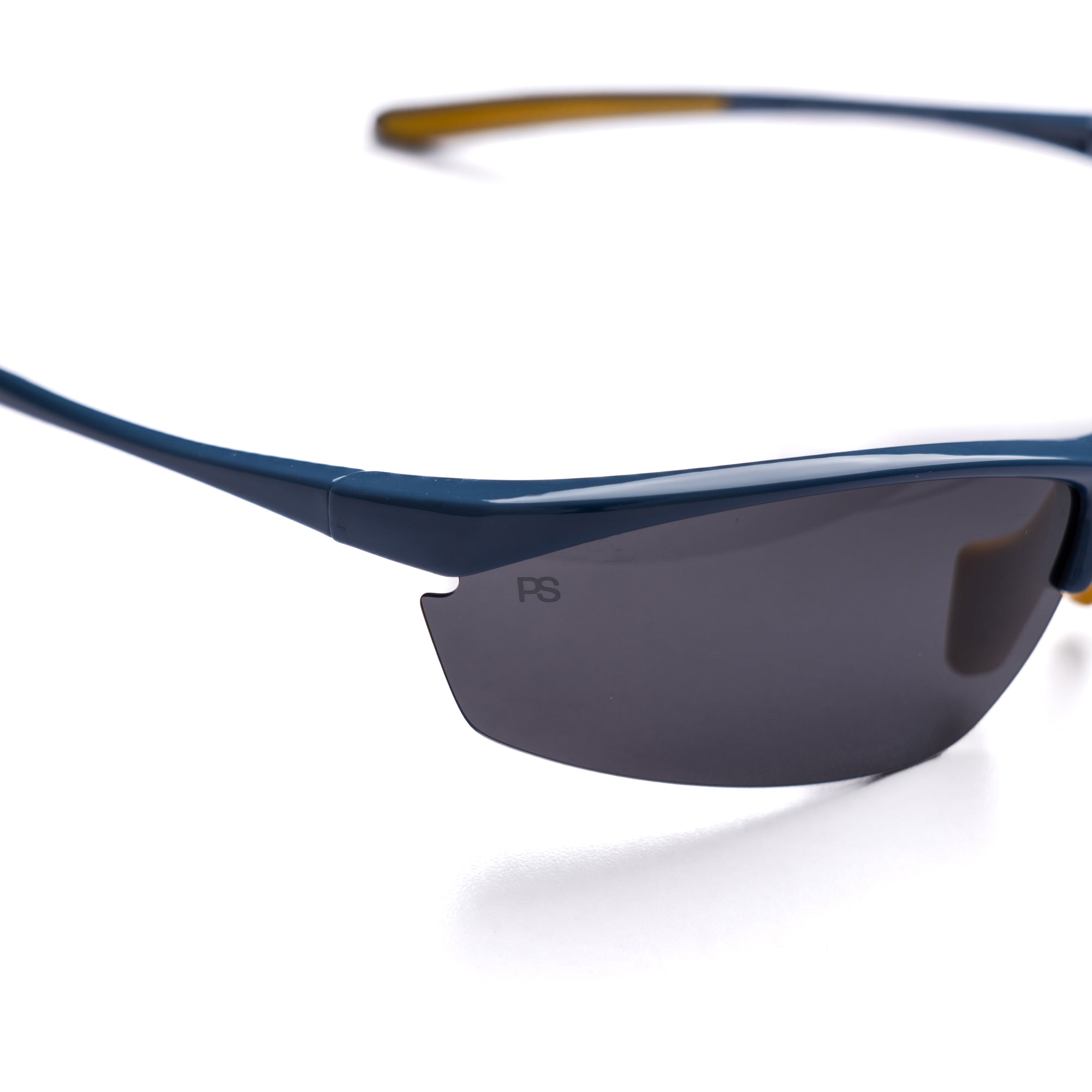 [ Lex ] Polarised Sports Sunglasses : Black/Blue - projectshades
