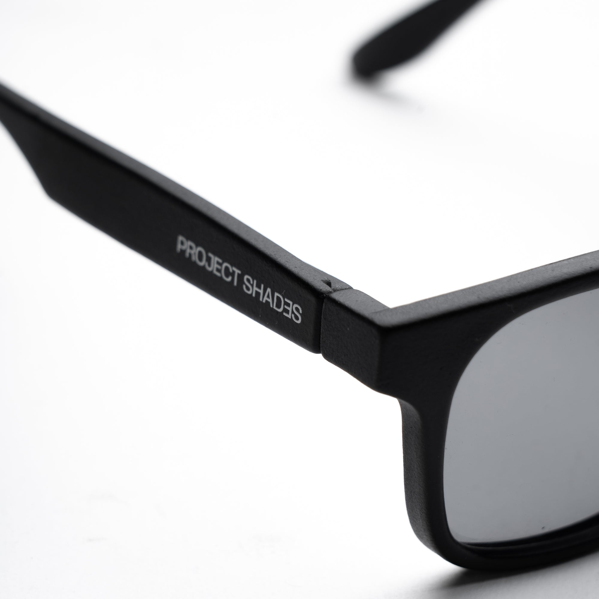 [ Reborn 003 ] Sunglasses made out of packet of chips - projectshades