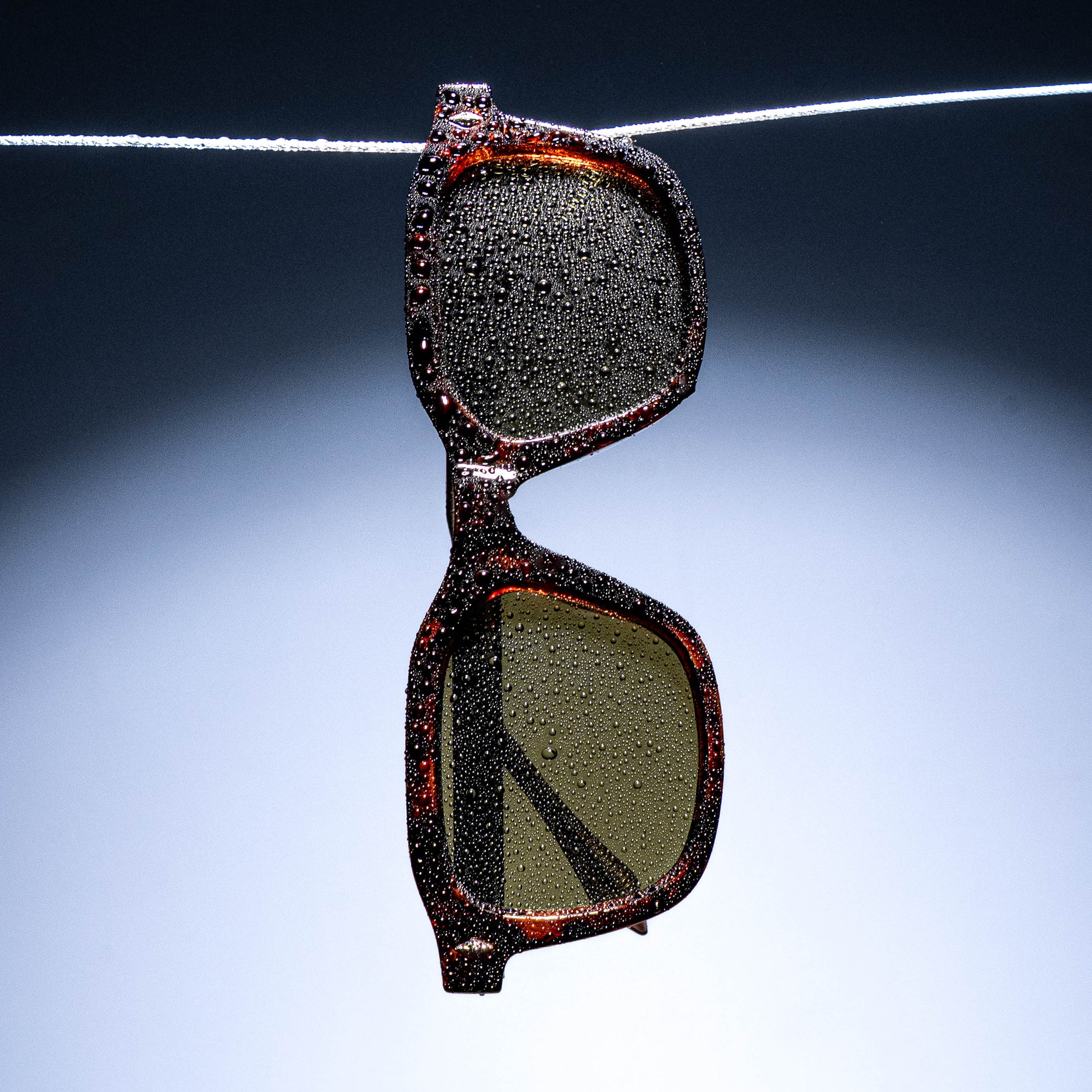 [ Vanta ] Luxe Unisex Sunglasses - Leopard/Olive