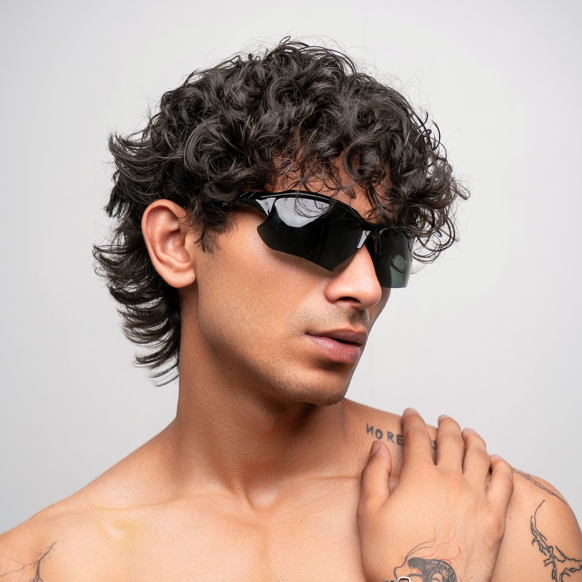[ Zod ] Semi-Rimless Polarised Sunglasses : Black - projectshades