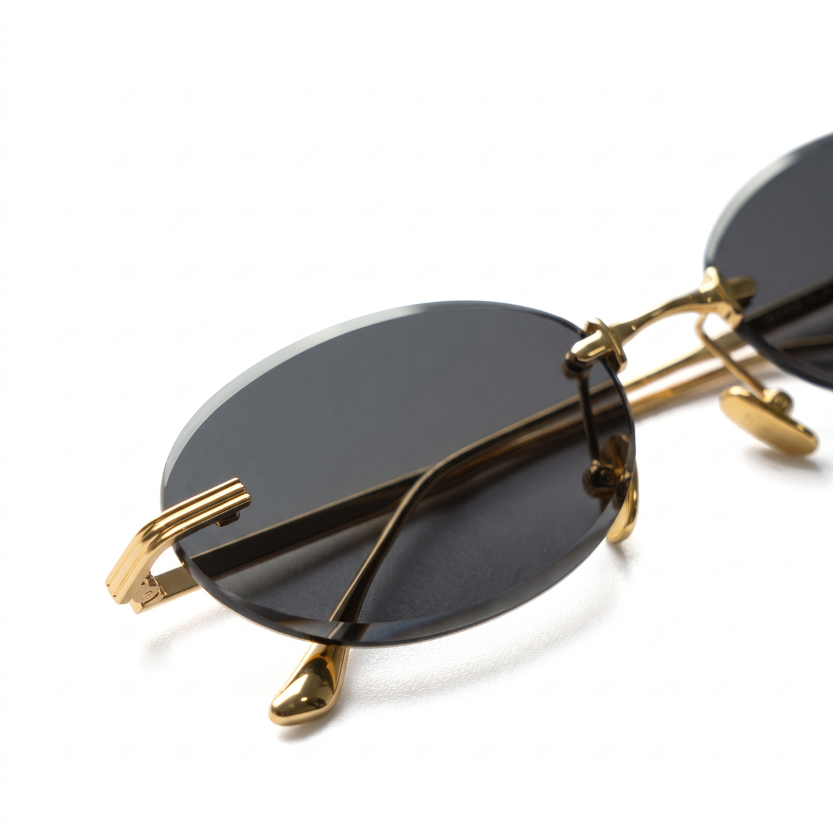 [ Aura ] Rimless Oval Sunglasses : Black/Gold